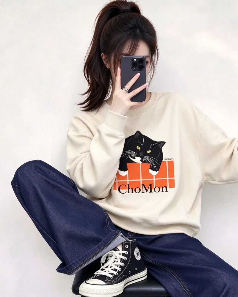 爬墙喵 圆领卫衣 Wall Cat Crewneck